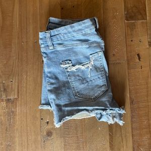 🖤 American Eagle curvy high-rise Shortie​​ 🖤​